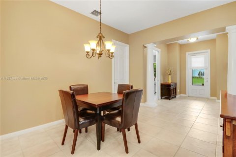 Townhouse in Jupiter, Florida 3 bedrooms, 178.37 sq.m. № 1823497 - photo 6