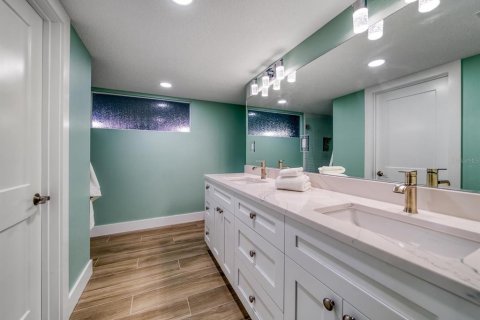 Copropriété à vendre à Clearwater, Floride: 3 chambres, 189.52 m2 № 2233027 - photo 28