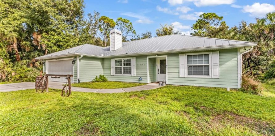 House in Port Charlotte, Florida 3 bedrooms, 129.13 sq.m. № 2391095