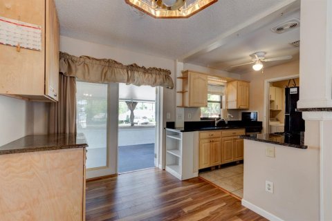 House in Deltona, Florida 2 bedrooms, 85.47 sq.m. № 1652230 - photo 7