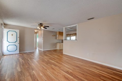 House in Deltona, Florida 2 bedrooms, 85.47 sq.m. № 1652230 - photo 5