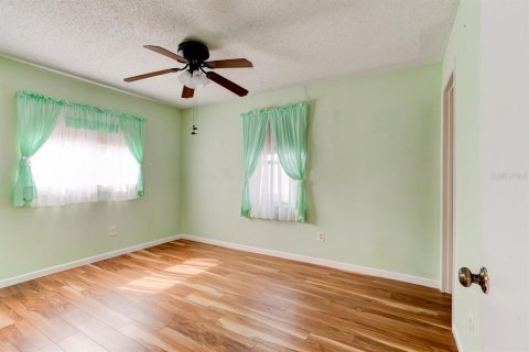 House in Deltona, Florida 2 bedrooms, 85.47 sq.m. № 1652230 - photo 18