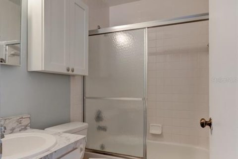 House in Deltona, Florida 2 bedrooms, 85.47 sq.m. № 1652230 - photo 15