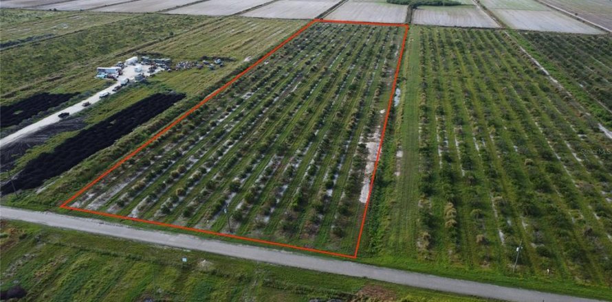 Land in Punta Gorda, Florida № 1900515