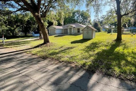 House in Bushnell, Florida 3 bedrooms, 111.3 sq.m. № 1652059 - photo 4
