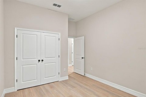 Casa en venta en Eustis, Florida, 4 dormitorios, 208.47 m2 № 2408675 - foto 24