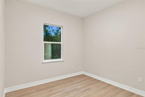 Casa en venta en Eustis, Florida, 4 dormitorios, 208.47 m2 № 2408675 - foto 23