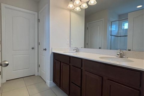 Casa en alquiler en Kissimmee, Florida, 3 dormitorios, 174.47 m2 № 1840388 - foto 13