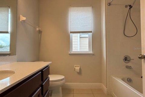 Casa en alquiler en Kissimmee, Florida, 3 dormitorios, 174.47 m2 № 1840388 - foto 14