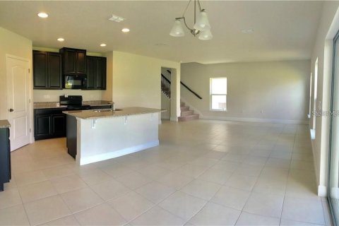 Casa en alquiler en Kissimmee, Florida, 3 dormitorios, 174.47 m2 № 1840388 - foto 3