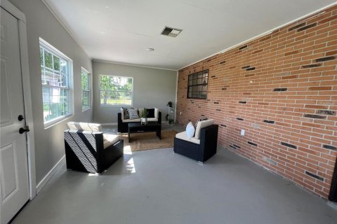 Casa en alquiler en Kissimmee, Florida, 3 dormitorios, 269.23 m2 № 1815134 - foto 14