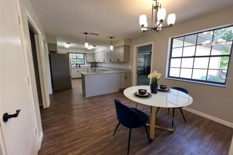 Casa en alquiler en Kissimmee, Florida, 3 dormitorios, 269.23 m2 № 1815134 - foto 3