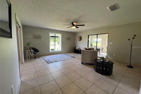 Casa en alquiler en Kissimmee, Florida, 3 dormitorios, 269.23 m2 № 1815134 - foto 7
