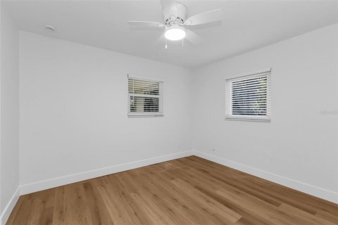 Commercial property in Punta Gorda, Florida 4 bedrooms, 187.29 sq.m. № 1912720 - photo 19