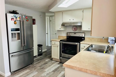 Casa en venta en Port Richey, Florida, 2 dormitorios, 82.13 m2 № 1635131 - foto 6