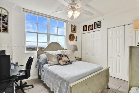 House in Miami, Florida 2 bedrooms, 85.47 sq.m. № 2042757 - photo 28