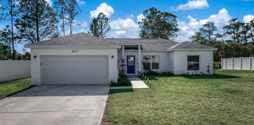 House in Sebring, Florida 3 bedrooms, 126.25 sq.m. № 1651790