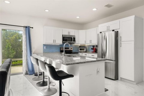 House in Sebring, Florida 3 bedrooms, 126.25 sq.m. № 1651790 - photo 6