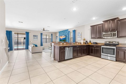 Villa ou maison à vendre à Davenport, Floride: 8 chambres, 363.15 m2 № 1879719 - photo 9