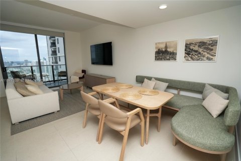 Condo in Miami, Florida, 1 bedroom  № 2041666 - photo 30
