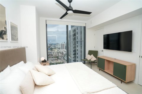 Condo in Miami, Florida, 1 bedroom  № 2041666 - photo 26