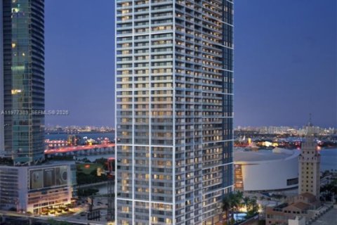 Кондоминиум с 1 спальней в Майами, Флорида № 2041666