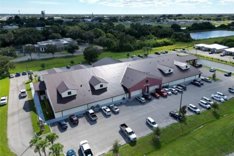Propiedad comercial en venta en Okeechobee, Florida № 2248481 - foto 3