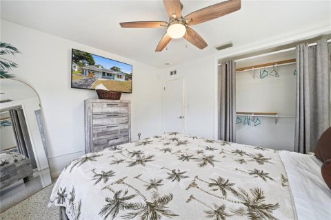 Casa en venta en Saint Petersburg, Florida, 2 dormitorios, 87.51 m2 № 2272896 - foto 14
