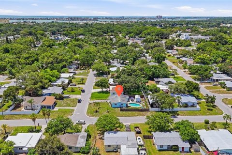 Casa en venta en Saint Petersburg, Florida, 2 dormitorios, 87.51 m2 № 2272896 - foto 28