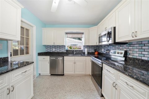Casa en venta en Saint Petersburg, Florida, 2 dormitorios, 87.51 m2 № 2272896 - foto 26