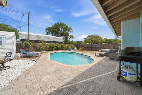 Casa en venta en Saint Petersburg, Florida, 2 dormitorios, 87.51 m2 № 2272896 - foto 8