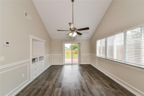 Casa en alquiler en Sarasota, Florida, 3 dormitorios, 129.32 m2 № 1823236 - foto 5