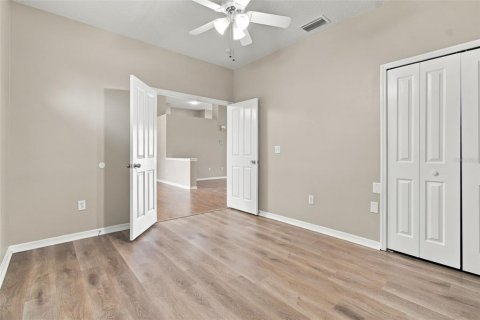 Villa ou maison à vendre à Wesley Chapel, Floride: 4 chambres, 186.27 m2 № 2400463 - photo 6