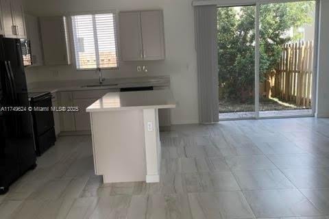 Купить таунхаус в Хомстед, Флорида 4 спальни, 127.65м2, № 1704058 - фото 2
