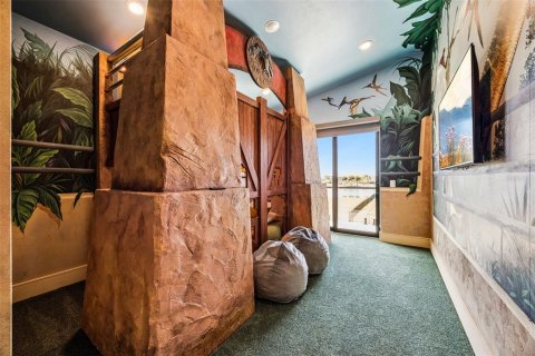 Casa en venta en Four Corners, Florida, 10 dormitorios, 958.01 m2 № 2145325 - foto 13