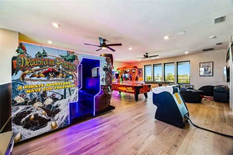 Casa en venta en Four Corners, Florida, 10 dormitorios, 958.01 m2 № 2145325 - foto 24