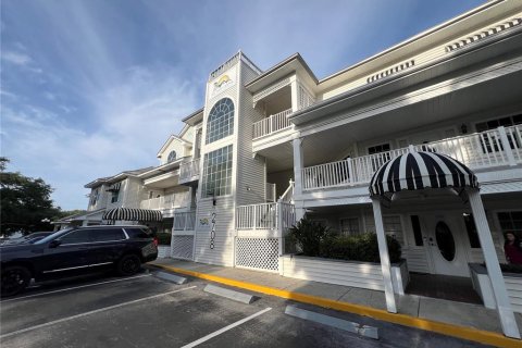 Immobilier commercial à louer à Palm Harbor, Floride: 4705.22 m2 № 1744241 - photo 8