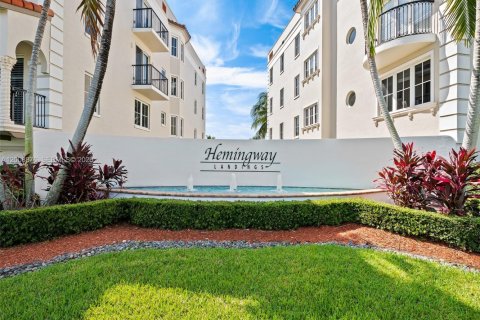 Copropriété à vendre à Fort Lauderdale, Floride: 2 chambres, 196.95 m2 № 2072558 - photo 27
