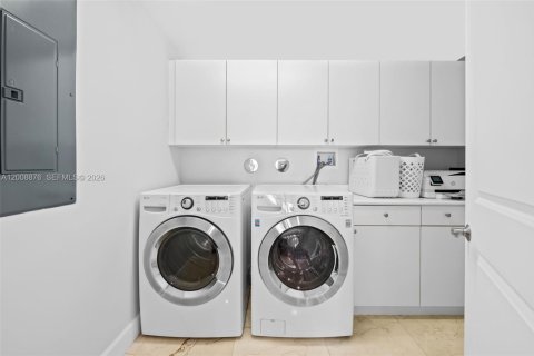 Copropriété à vendre à Fort Lauderdale, Floride: 2 chambres, 196.95 m2 № 2072558 - photo 25
