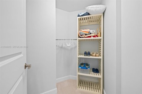 Copropriété à vendre à Fort Lauderdale, Floride: 2 chambres, 196.95 m2 № 2072558 - photo 22