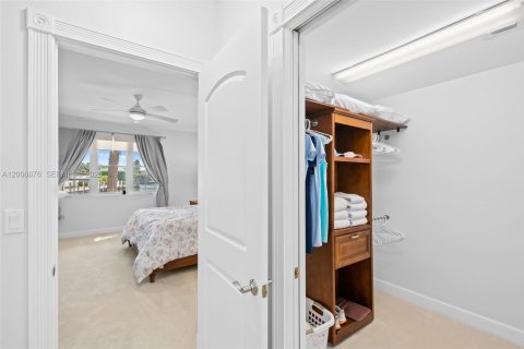 Copropriété à vendre à Fort Lauderdale, Floride: 2 chambres, 196.95 m2 № 2072558 - photo 16