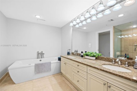 Copropriété à vendre à Fort Lauderdale, Floride: 2 chambres, 196.95 m2 № 2072558 - photo 18