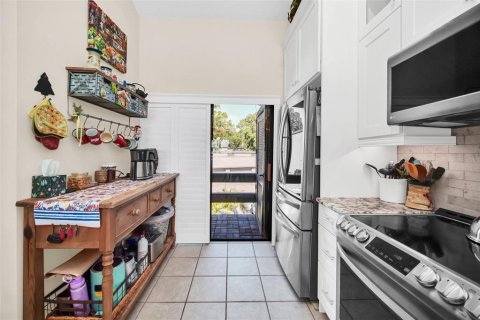 Condo in Clearwater, Florida, 3 bedrooms  № 1612868 - photo 9