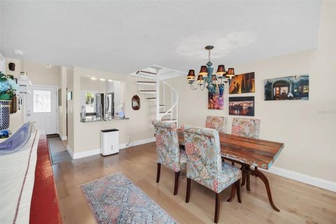 Condo in Clearwater, Florida, 3 bedrooms  № 1612868 - photo 11
