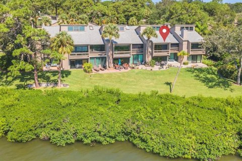 Condo in Clearwater, Florida, 3 bedrooms  № 1612868 - photo 1
