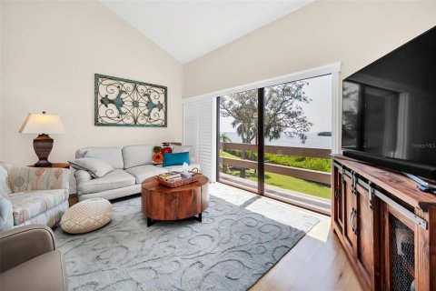 Condo in Clearwater, Florida, 3 bedrooms  № 1612868 - photo 13
