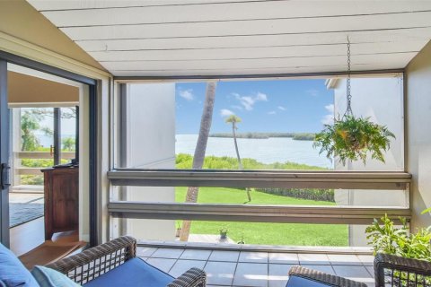 Condo in Clearwater, Florida, 3 bedrooms  № 1612868 - photo 19