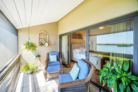 Condo in Clearwater, Florida, 3 bedrooms  № 1612868 - photo 20