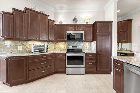 Купить виллу или дом в Те-Виллиджис, Флорида 6 комнат, 178.09м2, № 2149693 - фото 8