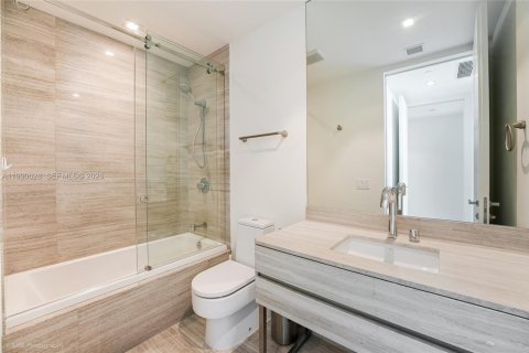 Condo in Sunny Isles Beach, Florida, 3 bedrooms  № 2058054 - photo 22